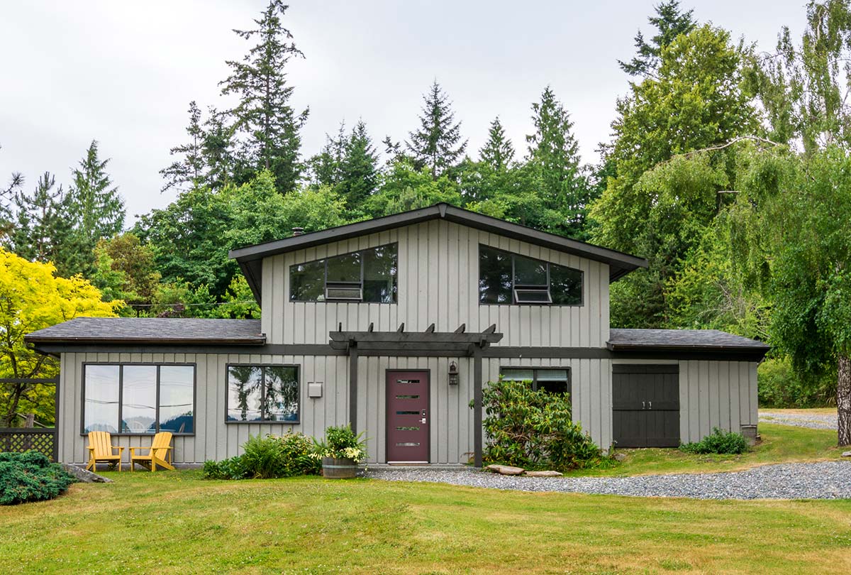 Welcoming Peace N Love